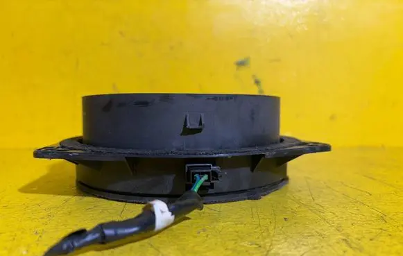 Toyota Corolla E120 E130 Front door speaker 8616002370
