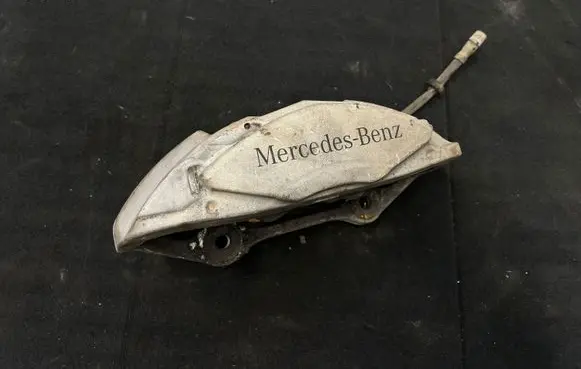 Mercedes-Benz GLC X253 C253 Front brake caliper