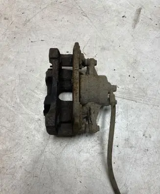 Toyota Corolla Verso AR10 Front brake caliper