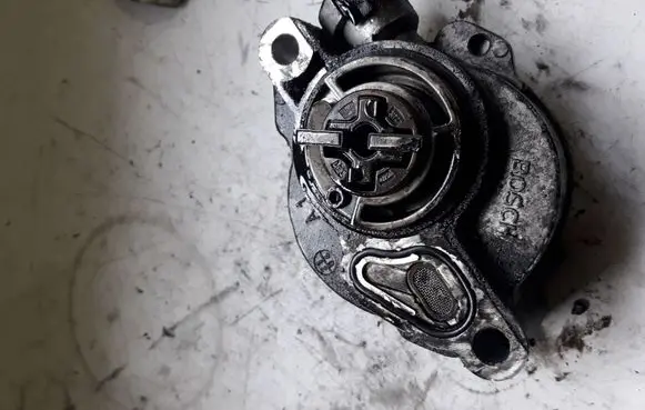 Vacuum pump