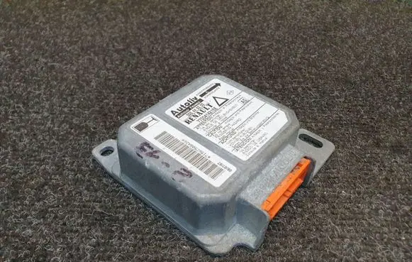 Renault Laguna I Airbag control unit/module 550449200 7700414215E