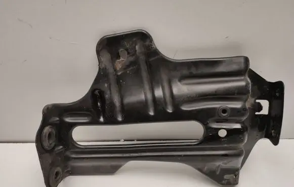 Mercedes-Benz CL C216 other engine part A2218600614