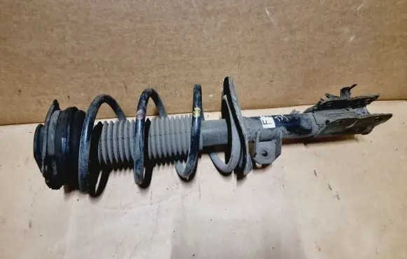 Nissan X-Trail T31 Front shock absorber with coil spring E4302JG71A 54010JG70C 54302JG72A
