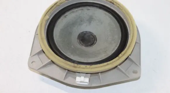 Toyota Hilux (AN10, AN20, AN30) Front door speaker 861600K010