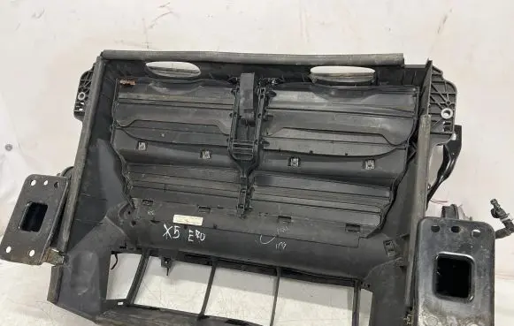 BMW X5M E70 Radiator support slam panel 7222953 13082011 RAD10834110