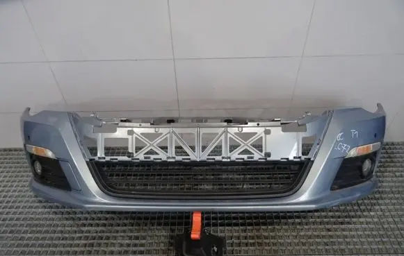 Volkswagen PASSAT CC Front bumper