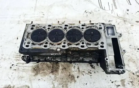 Opel Vectra B Engine head R9128018