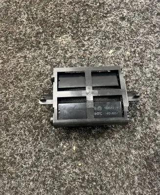 Mercedes-Benz AMG GT R190 C190 Air conditioning/heating control unit A1909003702