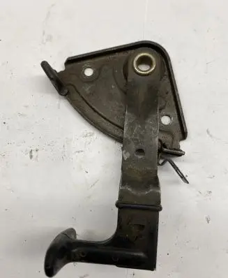 Audi 80 90 S2 B4 Engine bonnet (hood) release handle