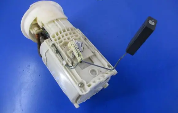 Seat Toledo II (1M) In-tank fuel pump 1J0919051H
