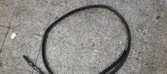 Ford Galaxy Front door rubber seal 