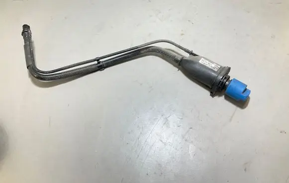 Audi Q3 8U AdBlue Liquid refill tube 8U0131963A 220415
