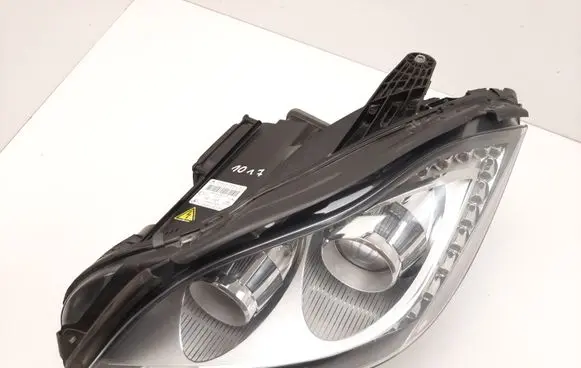 Mercedes-Benz CLS C218 X218 Headlight/headlamp A2188208361