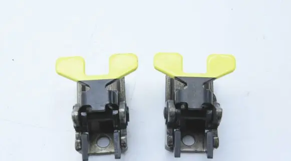 Opel Vivaro Rear door check strap stopper