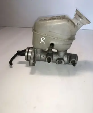 KIA Carens I Master brake cylinder
