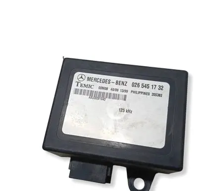 Mercedes-Benz Vito Viano W638 Immobilizer control unit/module 0265451732 355382 A8U0829104D