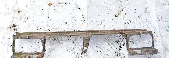 Renault Laguna I Radiator support slam panel