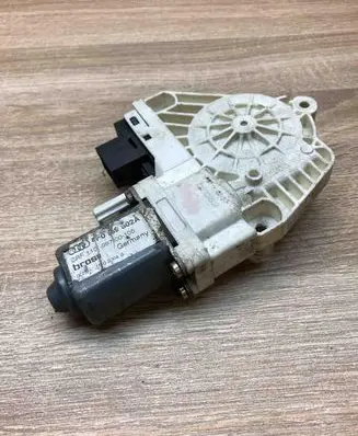 Audi A6 S6 C6 4F Rear door window regulator motor 4F0959802A