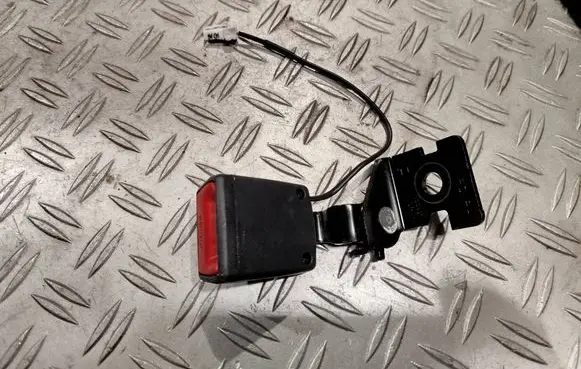 KIA Ceed Rear seatbelt buckle 180927
