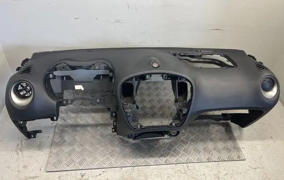 Nissan Juke I F15 Dashboard 681PZ1KZ0A 682521KZ0A