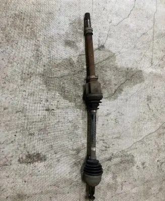 Renault Latitude (L70) Front driveshaft
