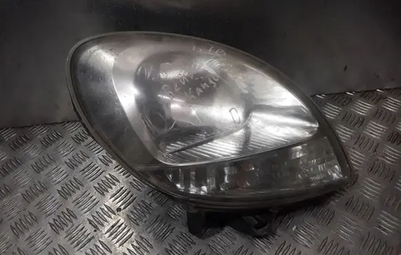 Renault Kangoo I Headlight/headlamp 8200236591