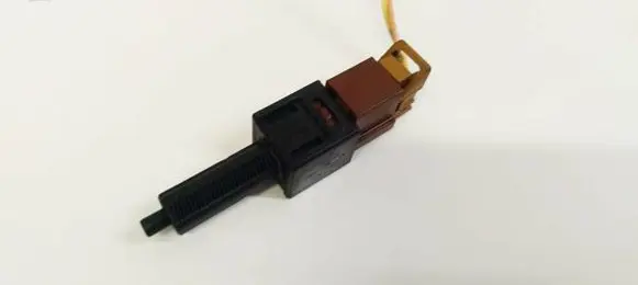 Nissan Pathfinder R51 Brake pedal sensor switch