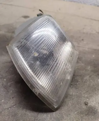 Citroen Xantia Front indicator light 6r0192014