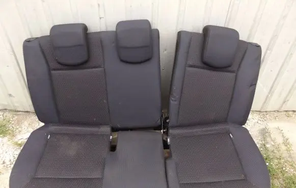 Renault Clio III Second row seats 