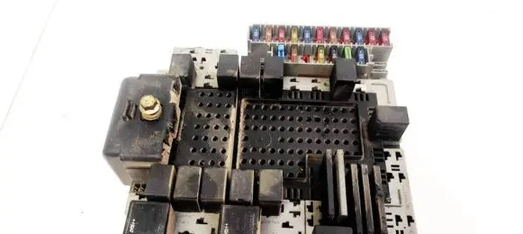Volvo XC90 Fuse box set 0837258 08696098