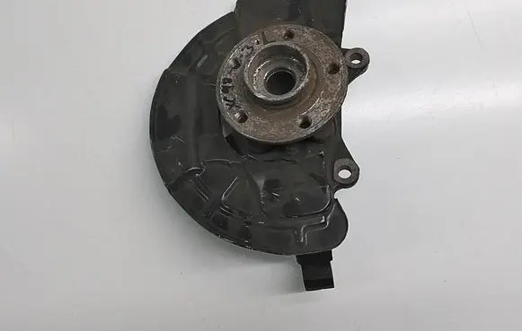 Volvo XC90 Front wheel hub 31277205