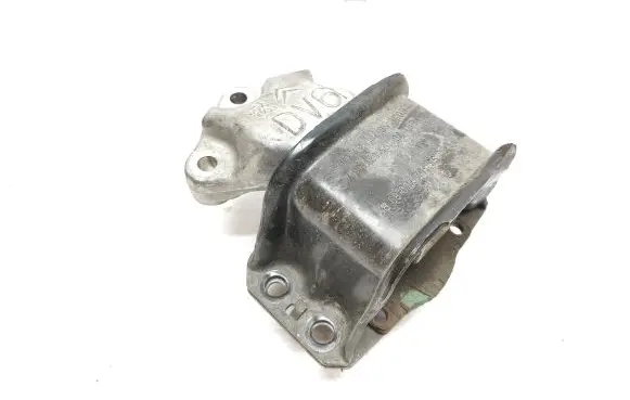 Citroen DS5 Engine mount bracket 9636583980 9676813780 9636270080