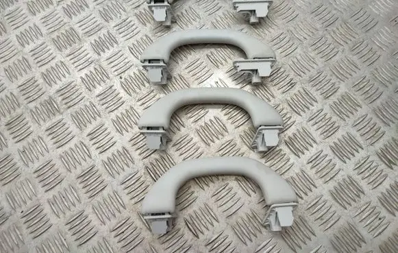 Volkswagen Tiguan Front interior roof grab handle