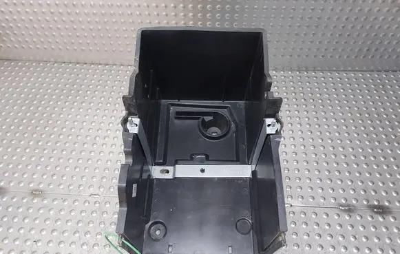 Ford C-MAX II Battery box tray S26380499 AM5110723AD