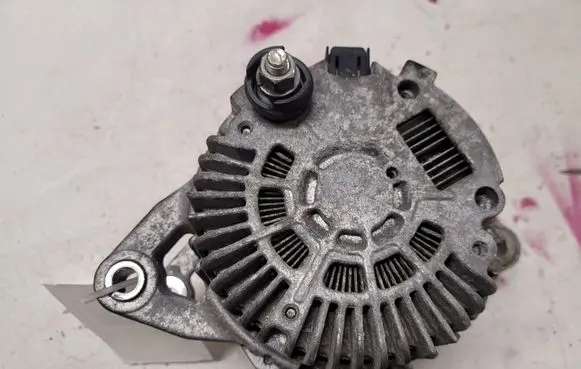 Mazda 6 Generator/alternator A2TJ0681 R2AA 9X23