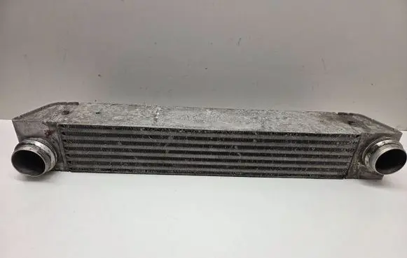 BMW 5 E60 E61 Intercooler radiator