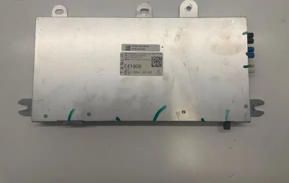 Tesla Model X Comfort/convenience module 107254100A