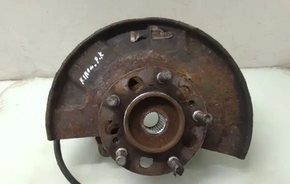 SsangYong Kyron Front wheel hub spindle knuckle 