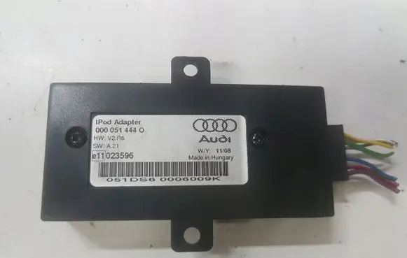 Audi A3 S3 8P Sound amplifier holder/bracket 000051444O