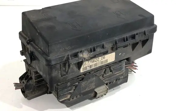 Fuse box set