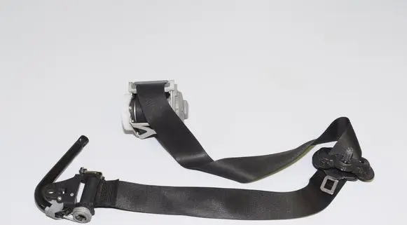 BMW X5 E70 Front seatbelt 7161046 6983144