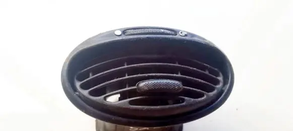 Ford Focus Dash center air vent grill 98AB19893