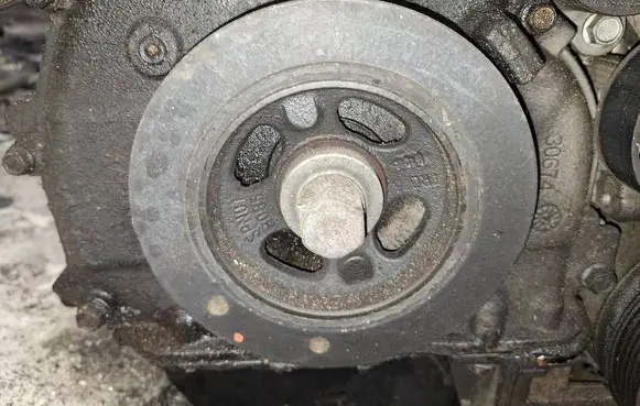 Dodge Avenger Crankshaft pulley