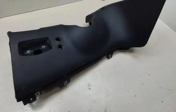 Mercedes-Benz E W211 Dashboard lower bottom trim panel A2116800187