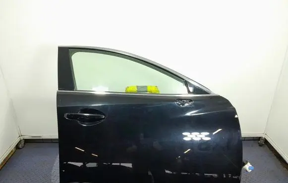 Mazda 6 Front door