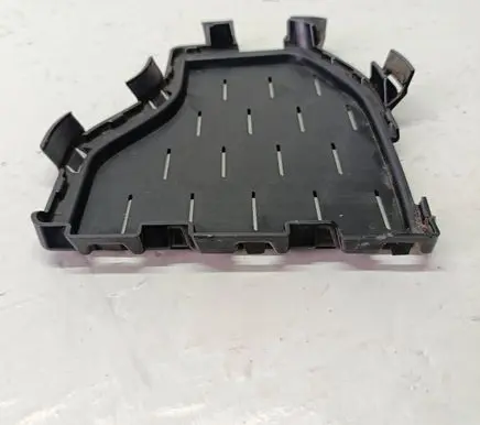 BMW X5 G05 Air filter box cover 51118069214