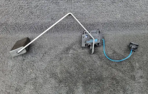 Audi A6 S6 C6 4F Fuel level sensor 4F0919673C A2C53092044