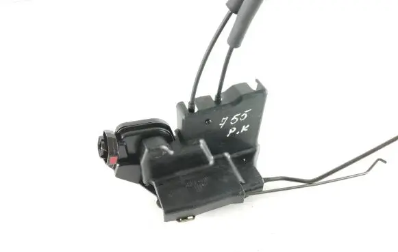 Hyundai Centennial Front door lock