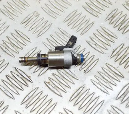 Audi A5 Sportback 8TA Fuel injector 06L906036D 0261500180