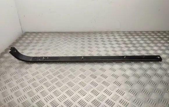 Mercedes-Benz Vito Viano W447 Sliding door middle rail A4477662200